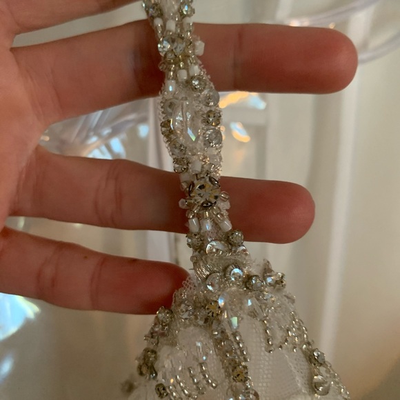 Allure Bridal Wedding Gown - Picture 5 of 13